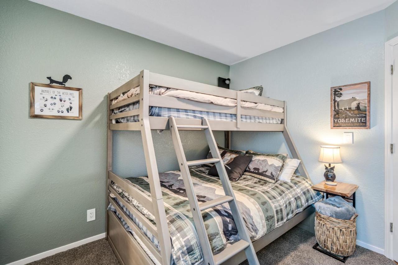 The Nut House - Lovely With Hot Tub * Groveland