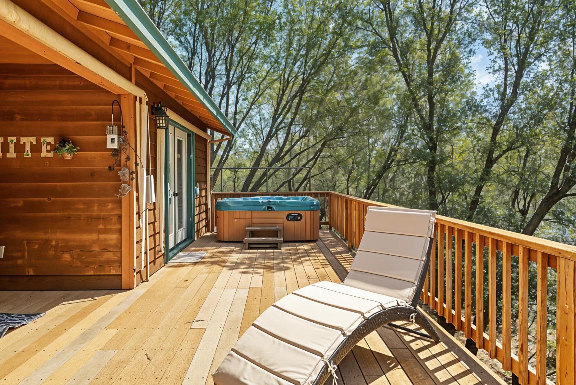 Holiday home The Nut House - Lovely With Hot Tub Groveland